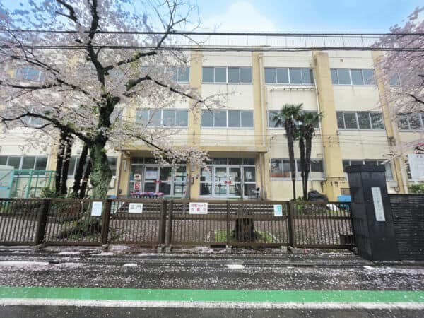 葛飾区立柴又小学校