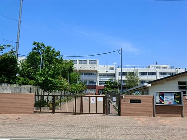 川崎市立古市場小学校