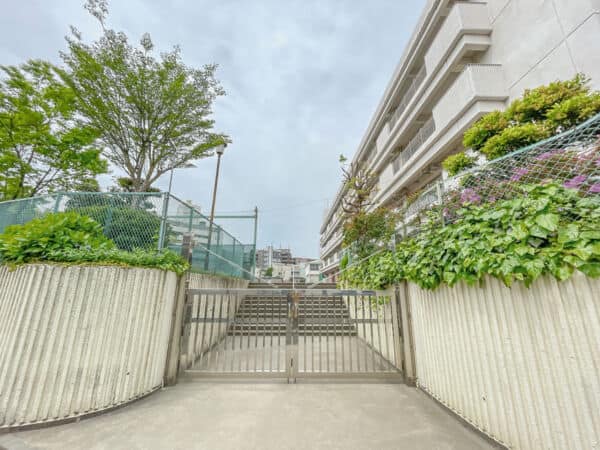 横浜市立戸部小学校