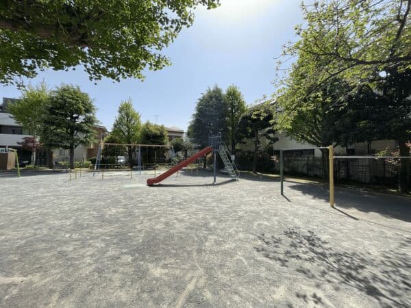 戸手第一公園まで約1026m