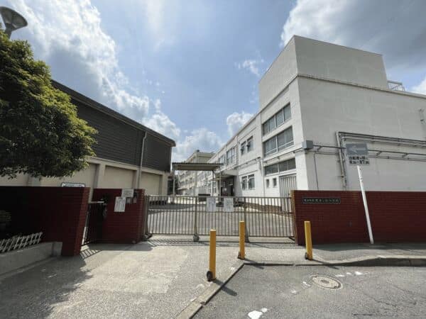 横浜市立井土ケ谷小学校