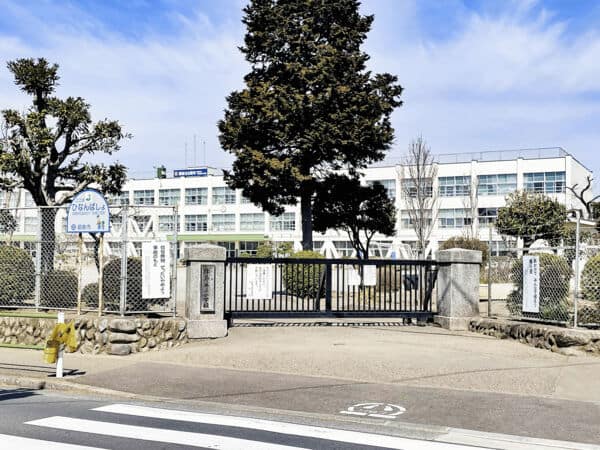 昭島市立拝島第三小学校