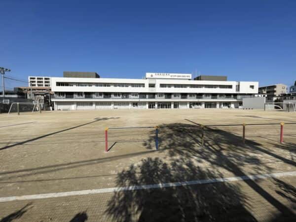 江戸川区立第二葛西小学校