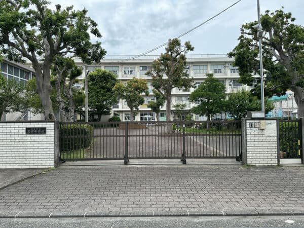 横浜市立公田小学校