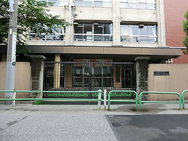 台東区立石浜小学校