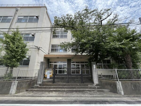 足立区立宮城小学校