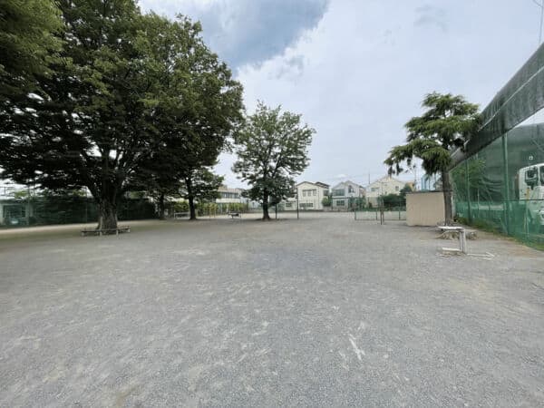 仲町第2公園まで約1249m