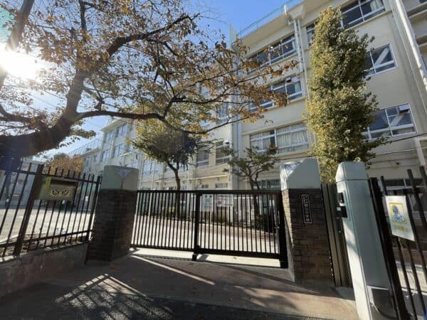 豊島区立駒込中学校