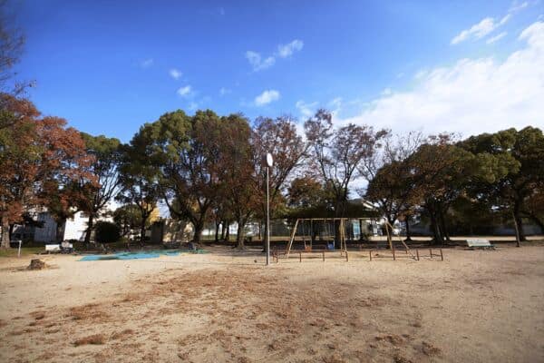 宝公園まで約201m