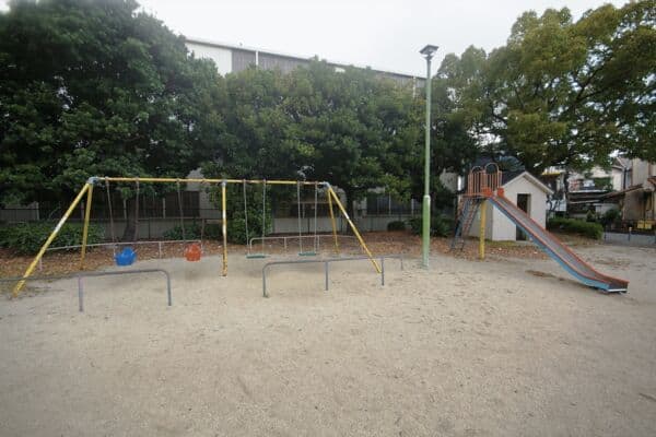 伝馬公園まで約1238m