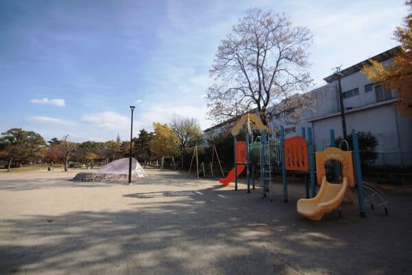 道徳公園まで約500m