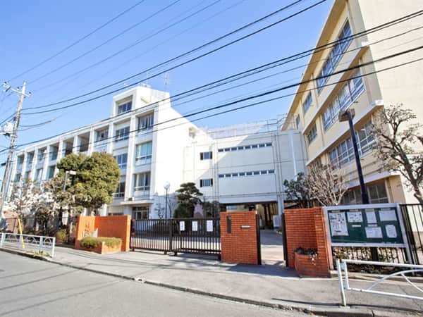 川崎市立向丘中学校