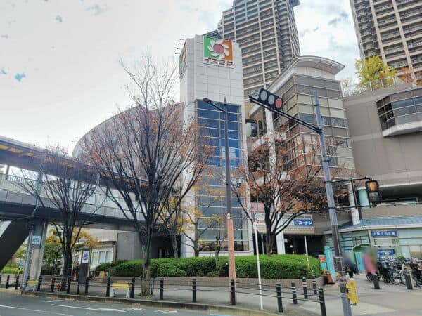 イズミヤ 阪和堺店まで約680m