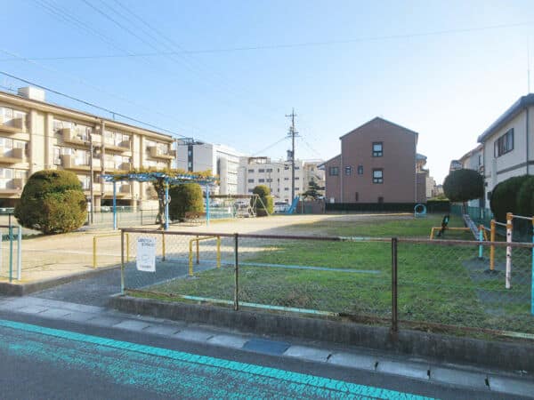 岡北児童遊園まで約1047m