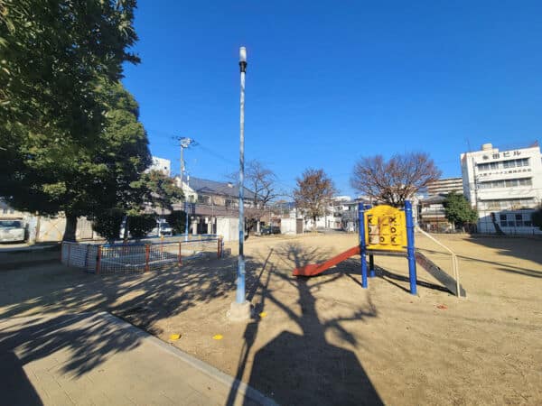 西脇公園まで約163m