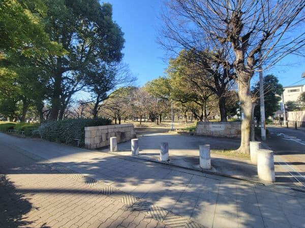 平野白鷺公園まで約418m