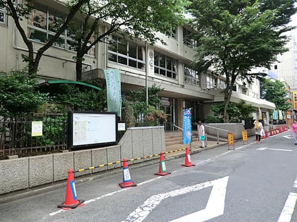 台東区立御徒町台東中学校