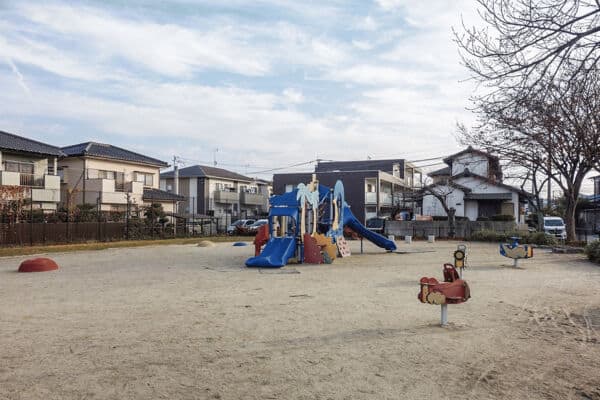 飯原中央公園まで約345m