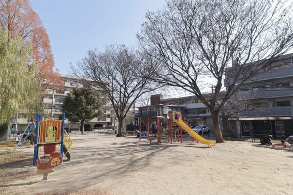 堀川公園まで約327m