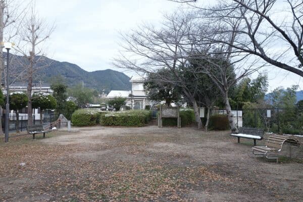 浦の城公園まで約1187m