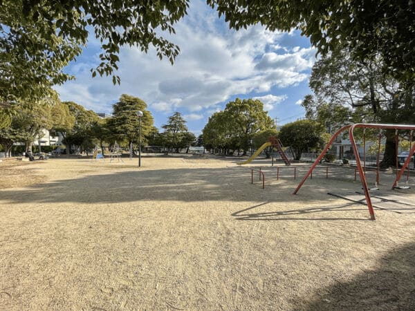 車塚公園まで約733m