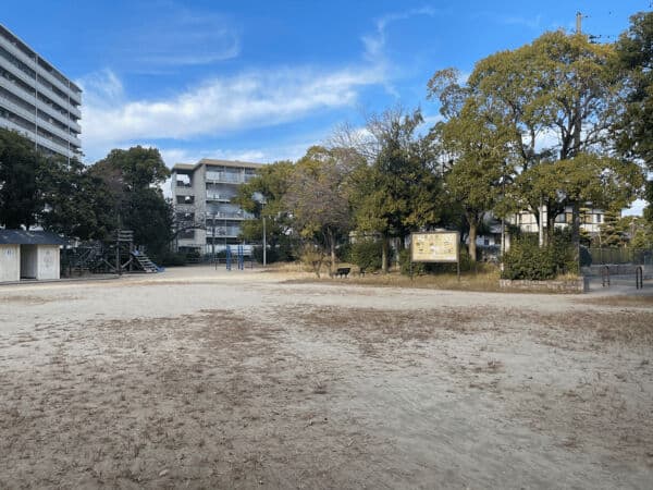 小松道公園まで約640m
