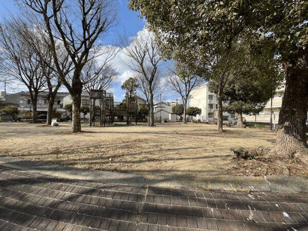 鳥林公園まで約1360m