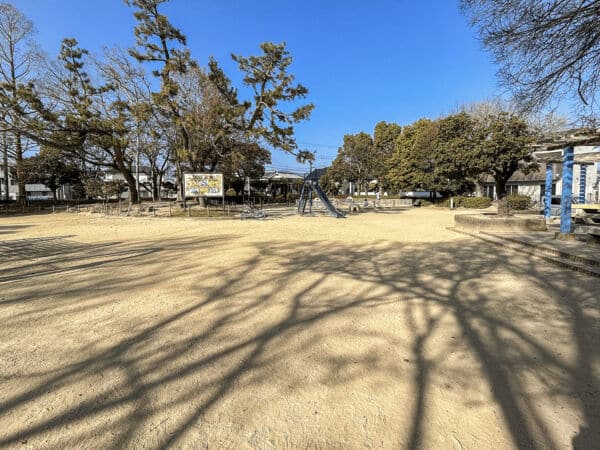 友行公園まで約839m