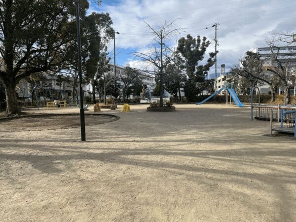 友行西公園まで約1374m