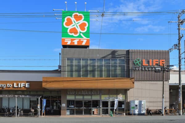 ライフ玉出東店まで約902m