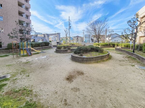 上野芝町フルーツ公園まで約680m