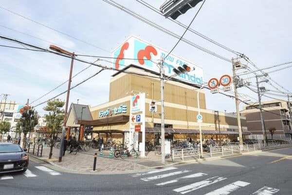 ココカラファインドラッグセガミ巽北店まで約1194m