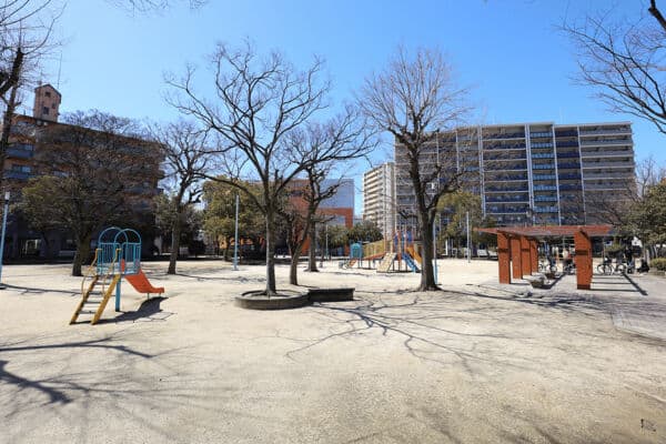 西九条西公園まで約652m