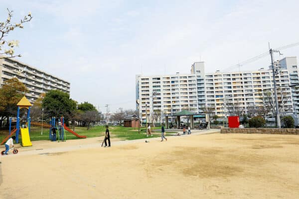 千鳥橋みどり公園まで約694m