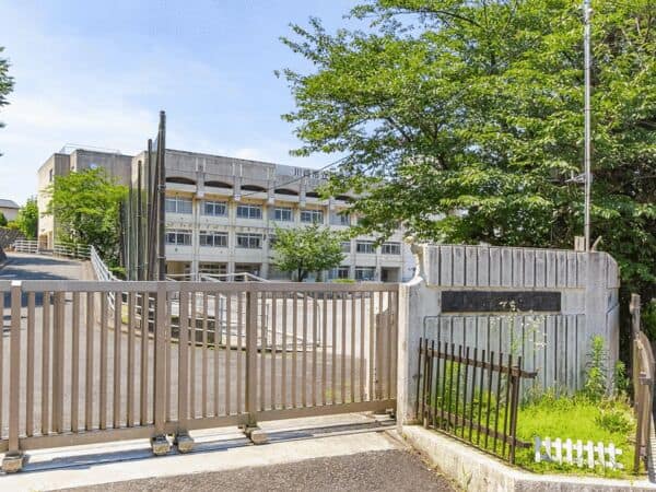 川崎市立平中学校