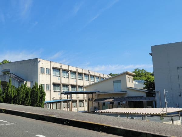 堺市立赤坂台小学校