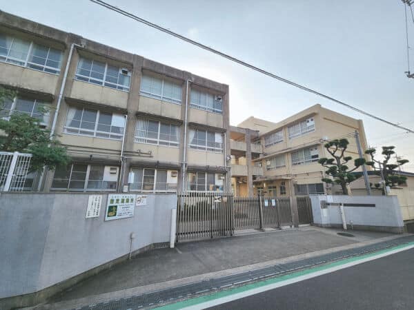 堺市立登美丘東小学校