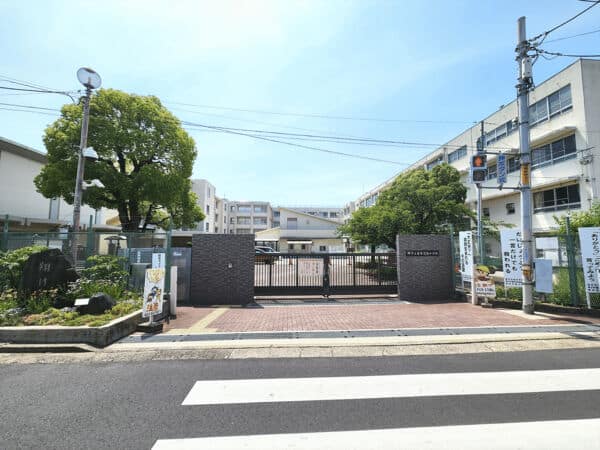 堺市立東百舌鳥小学校