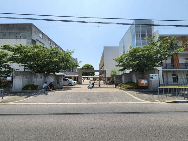 堺市立百舌鳥小学校