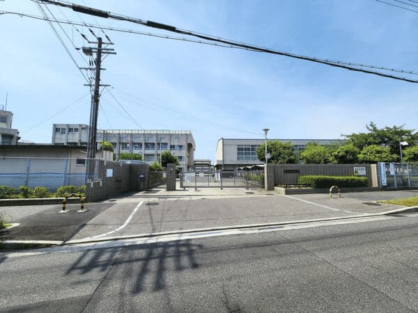 堺市立深井中央中学校