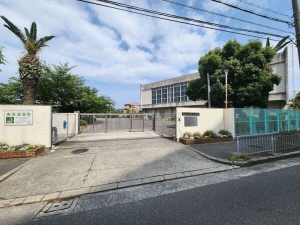 堺市立深井中学校