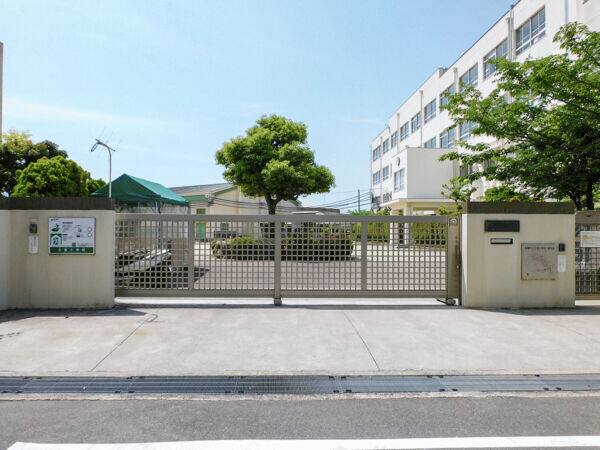 高槻市立土室小学校