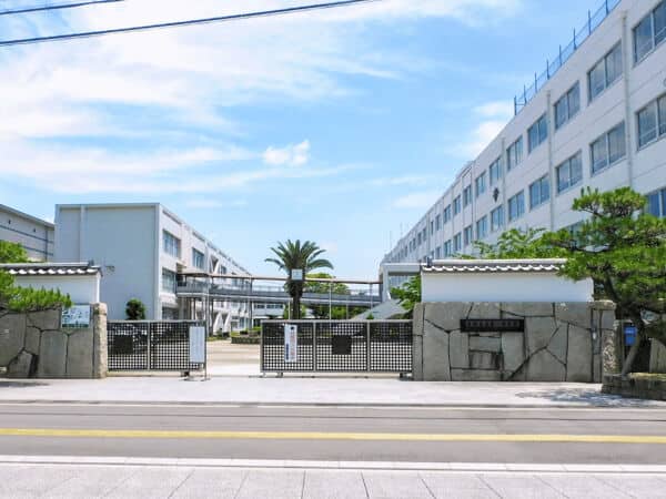 高槻市立第一中学校