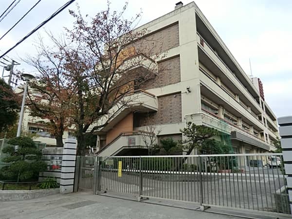 横浜市立すすき野中学校
