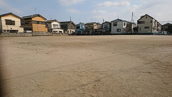 第一ふれあい公園まで約701m
