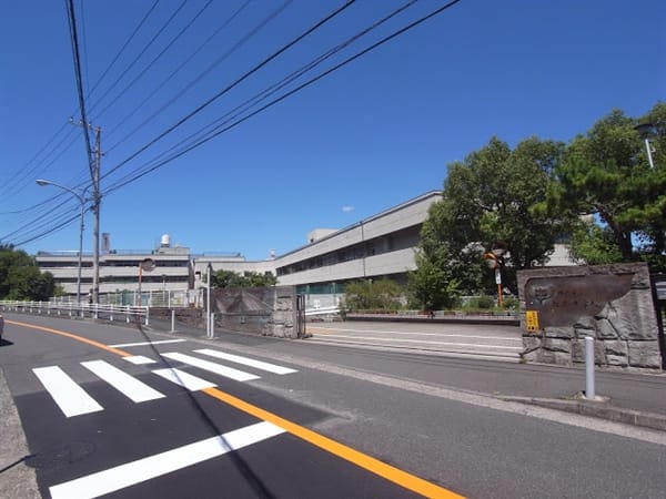 横浜市立松本中学校