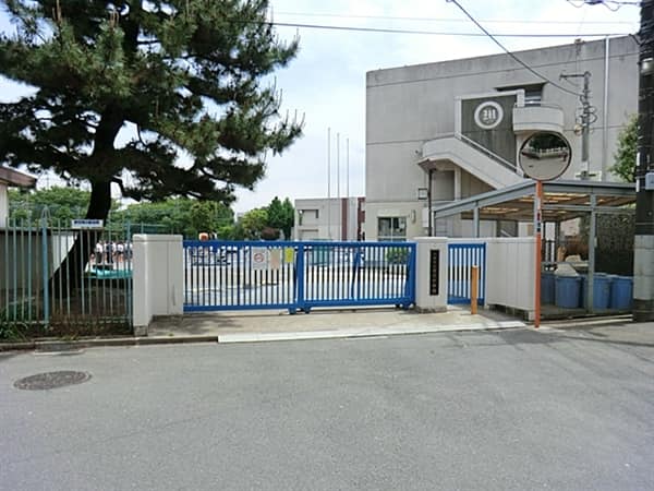 川崎市立宮内中学校