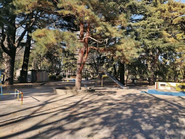 松戸中央公園まで約600m