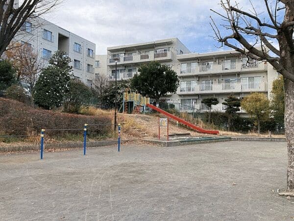 東寺尾一丁目第三公園まで約264m