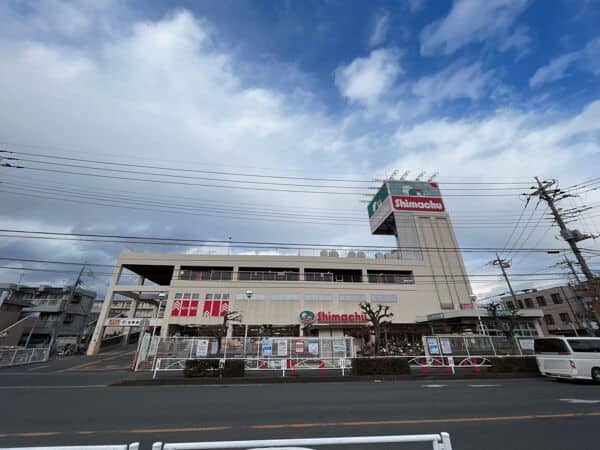 島忠 新座店まで約755m
